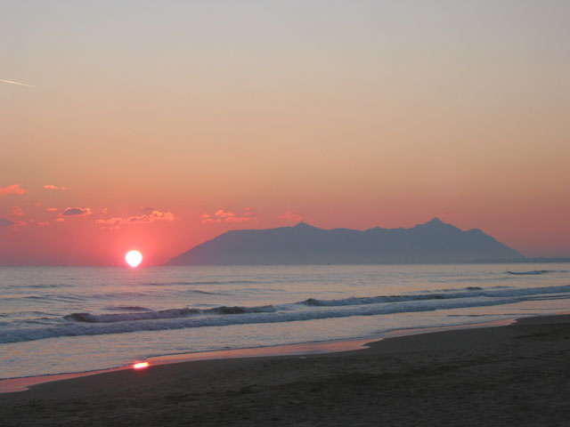 spiaggia-hotel-vittoria-circeo (1)